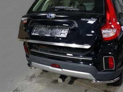 Накладка на заднюю дверь шлифованный лист ТСС для Geely Emgrand X7 2018-2021